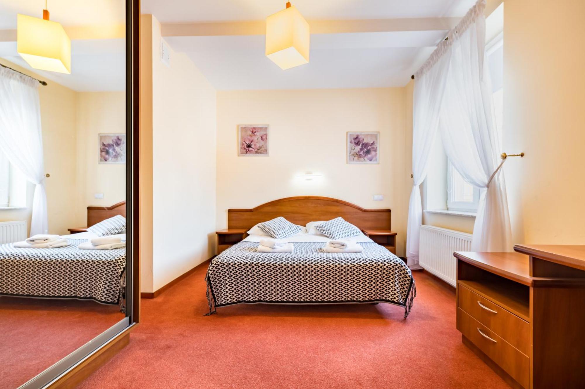 Ferienwohnung Pod Ratuszem Rzeszów Exterior foto