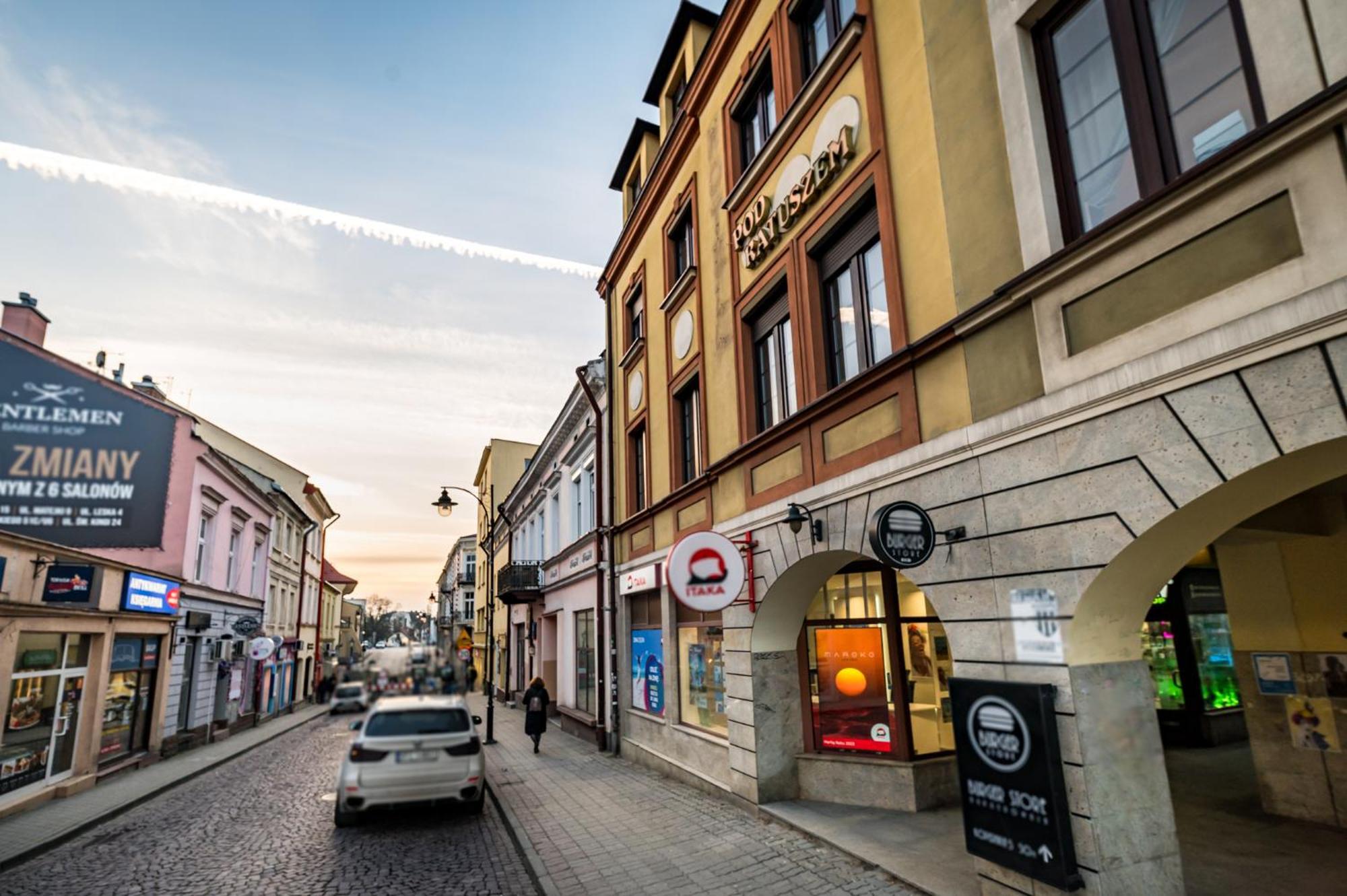 Ferienwohnung Pod Ratuszem Rzeszów Exterior foto